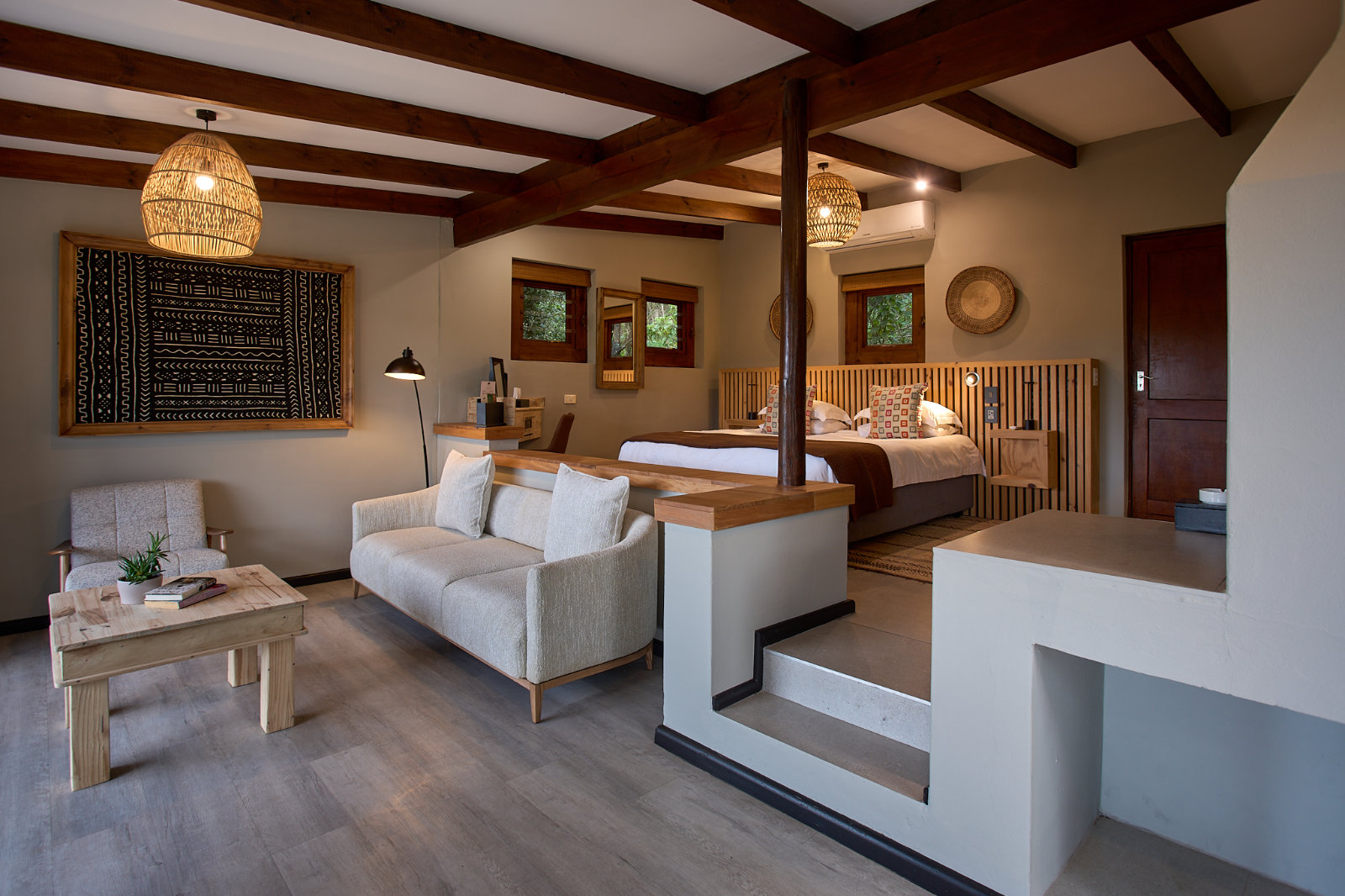 Suite B, a luxury suite above the forest canopy